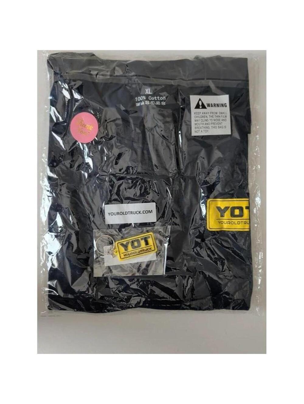 NWT YourOldTruck Classic YOT Logo Black Cotton T-Shirt Mens XL with Keychain